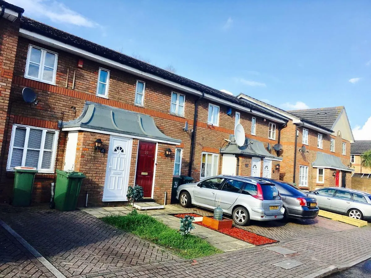Fantastic Cozy 3Bed Hse London Excel Free Parking Wifi Sleeps 6 Apartment